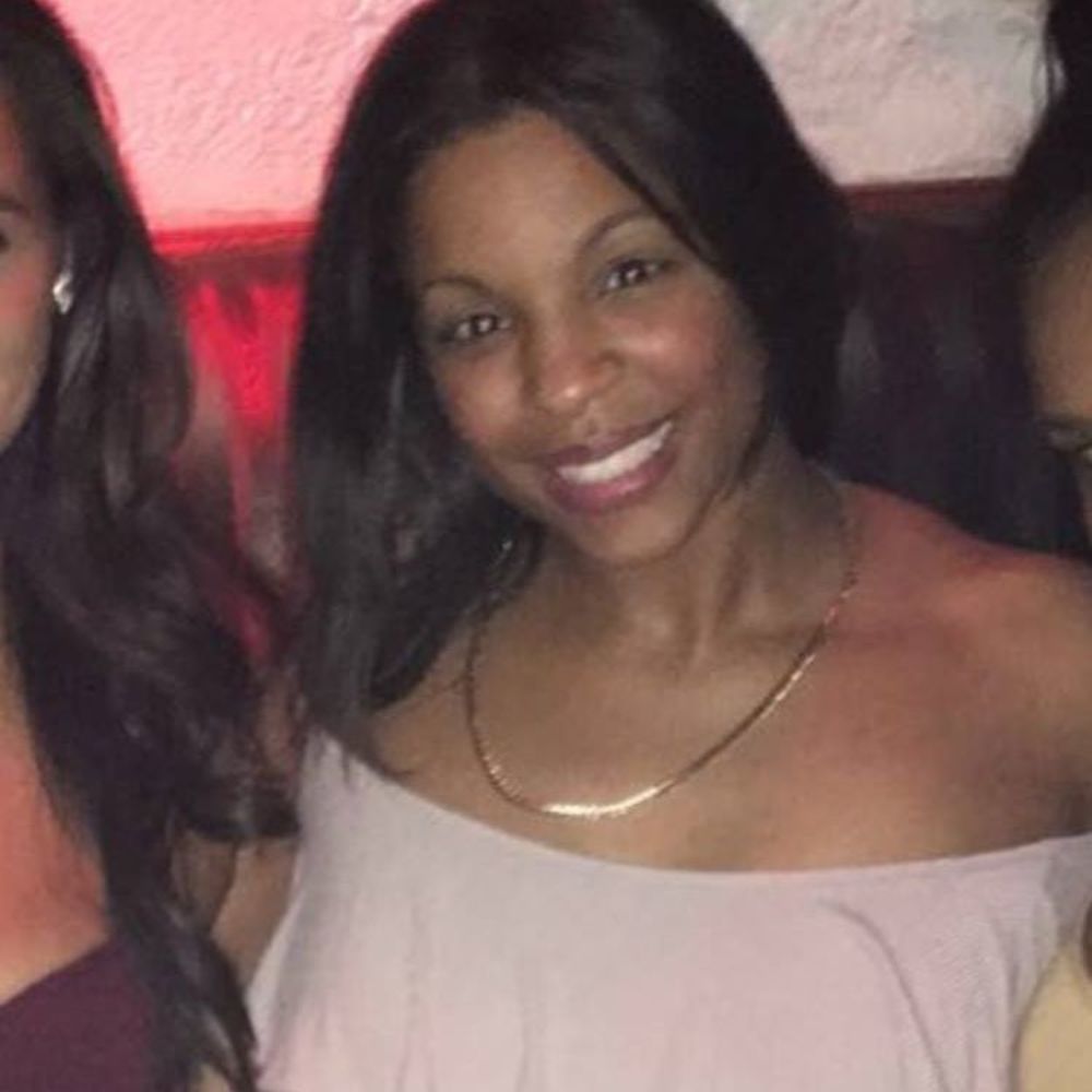 Meet your Posher, Ana